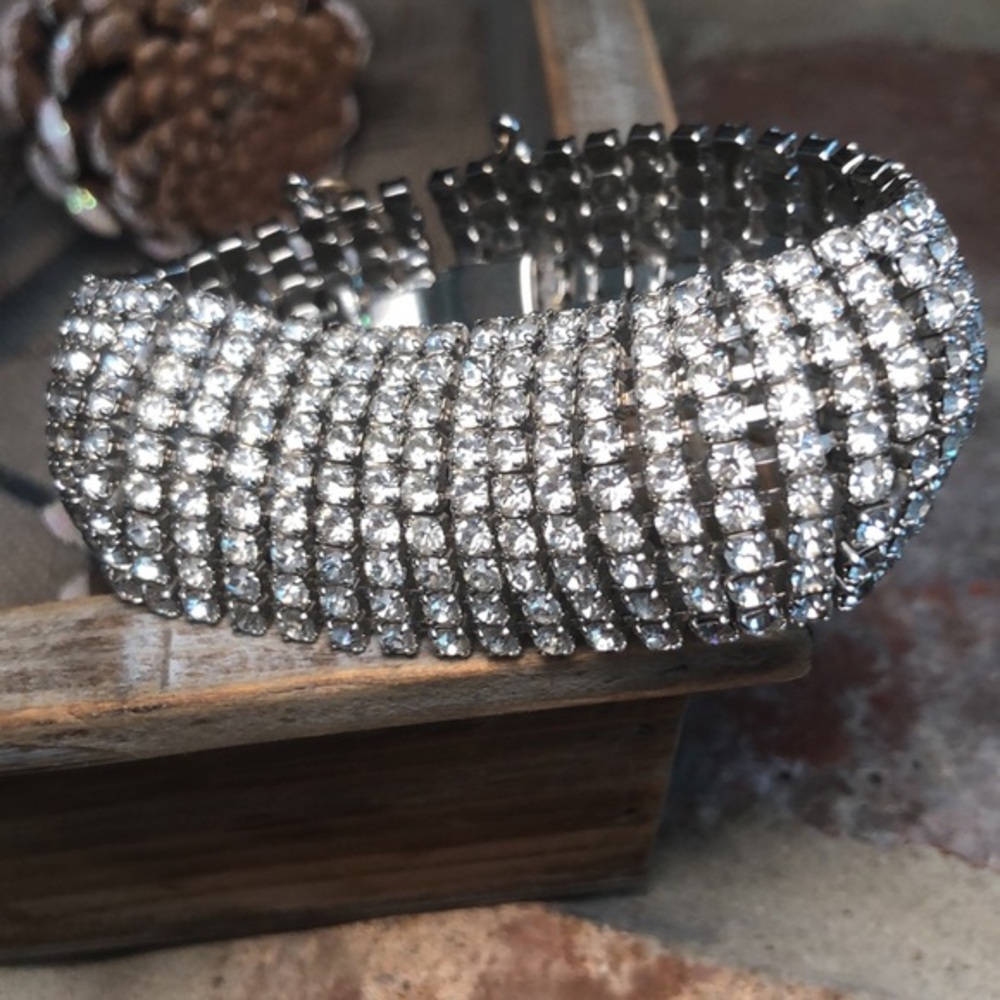 Vintage rhinestone bracelet 8”